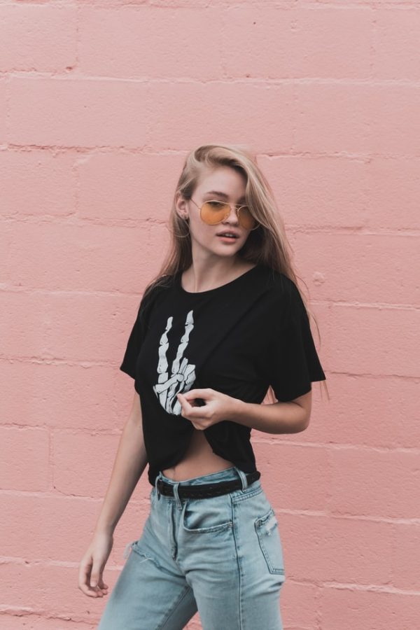 Women’s Short Sleeve Round Neck T Shirt Front Twist